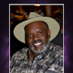 Meet your Posher, Lawrence